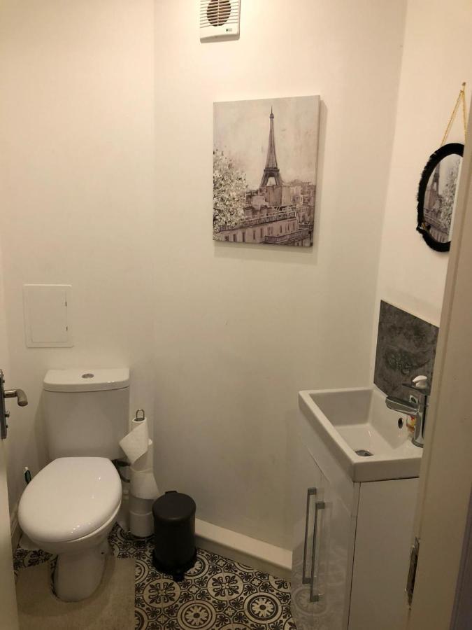 Beautiful Historic 1870 Home Fully Renovated & Modernised Belfast Eksteriør bilde